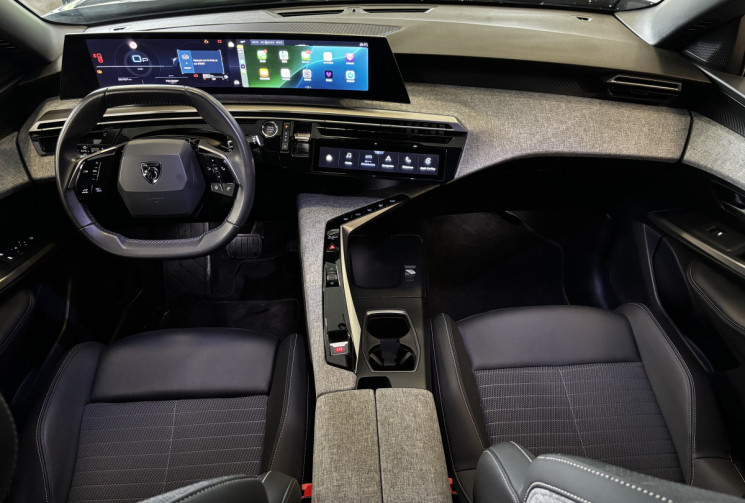 Peugeot 3008  Hybrid 136 e-DCS6 Allure / Apple CarPlay / Sièges Chauffants