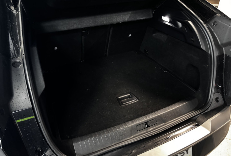 Peugeot 3008  Hybrid 136 e-DCS6 Allure / Apple CarPlay / Sièges Chauffants
