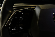 Peugeot 3008  Hybrid 136 e-DCS6 Allure / Apple CarPlay / Sièges Chauffants