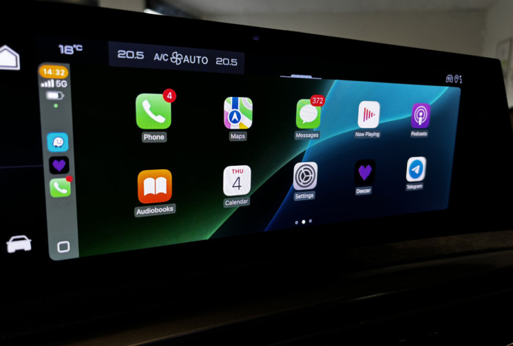 Peugeot 3008  Hybrid 136 e-DCS6 Allure / Apple CarPlay / Sièges Chauffants