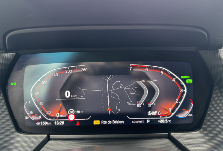 BMW Série 1 118i 136 M Sport DCT7 / Toit ouvrant / Tête haute / Carplay / Camera / TVA