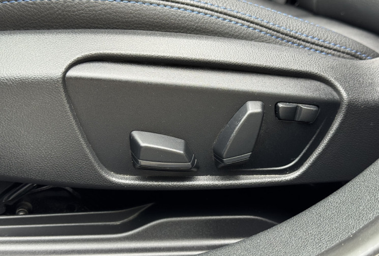 BMW Série 1 118i 136 M Sport DCT7 / Toit ouvrant / Tête haute / Carplay / Camera / TVA