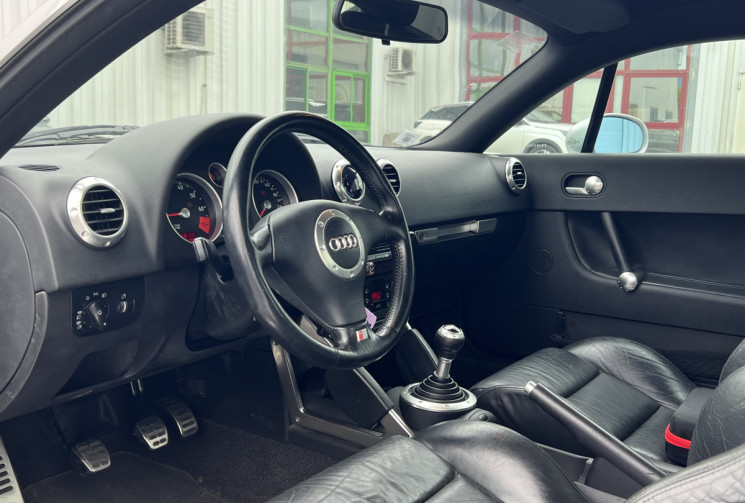 Audi TT 1.8 Turbo MK1 Coupé * Ligne MILLTEK