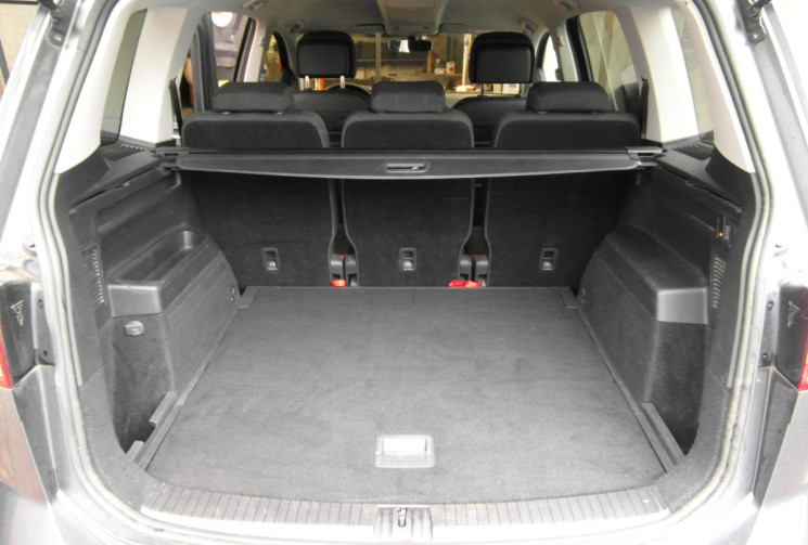 Volkswagen Touran TOURAN 1.6 TDI 115 5PL CONFORTLINE BUSINESS ATTELAGE