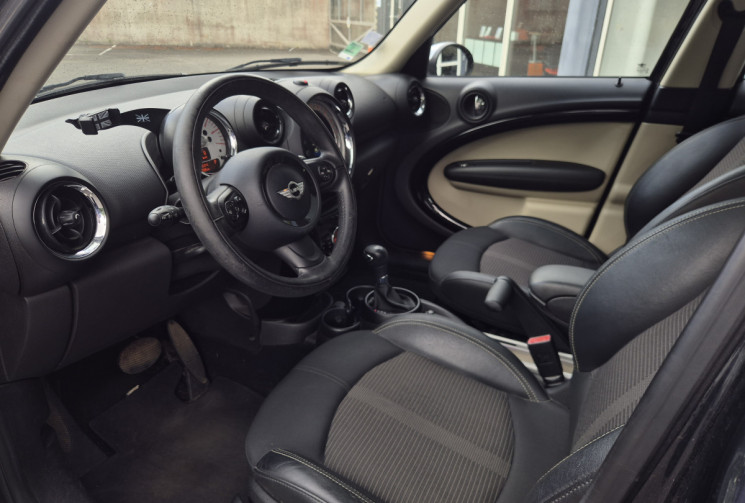 Mini Countryman 2.0 D 112ch Pack Chili Attelage / Toit ouvrant / Sièges chauffants