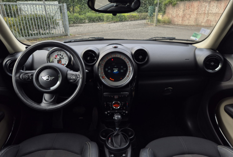 Mini Countryman 2.0 D 112ch Pack Chili Attelage / Toit ouvrant / Sièges chauffants
