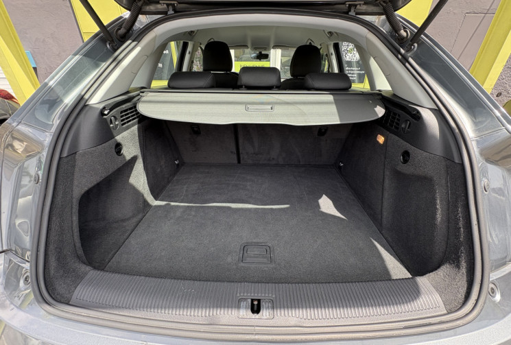 Audi Q3 Série 1 Phase 2 2.0 TDI 16V S Tronic7 120 cv Boîte auto
