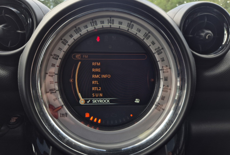 Mini Countryman 2.0 D 112ch Pack Chili Attelage / Toit ouvrant / Sièges chauffants