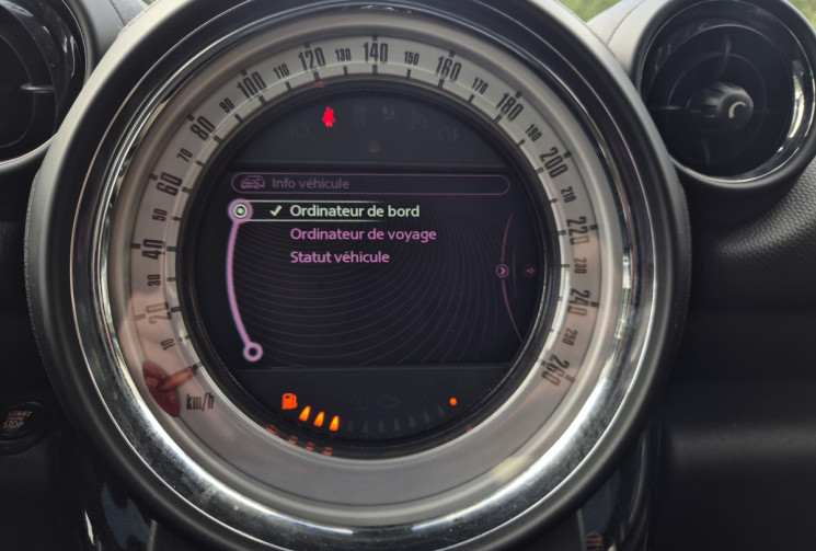 Mini Countryman 2.0 D 112ch Pack Chili Attelage / Toit ouvrant / Sièges chauffants