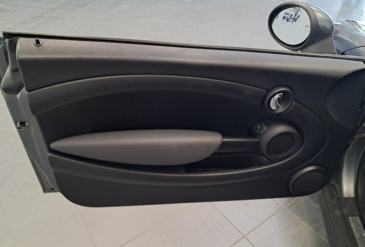 Mini Mini 2 (R56) Cooper 1.6 i 16V 120 -  SUPERBE  - SUIVI ENTETIEN - DISTRIBUTION PAR CHAINE - 
