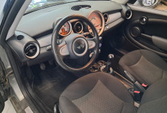 Mini Mini 2 (R56) Cooper 1.6 i 16V 120 -  SUPERBE  - SUIVI ENTETIEN - DISTRIBUTION PAR CHAINE - 