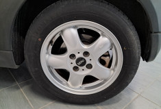 Mini Mini 2 (R56) Cooper 1.6 i 16V 120 -  SUPERBE  - SUIVI ENTETIEN - DISTRIBUTION PAR CHAINE - 