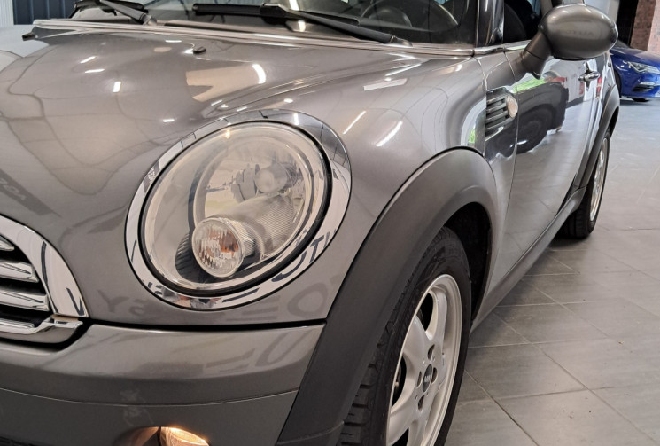Mini Mini 2 (R56) Cooper 1.6 i 16V 120 -  SUPERBE  - SUIVI ENTETIEN - DISTRIBUTION PAR CHAINE - 