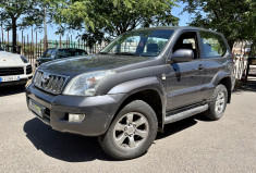 Toyota Land Cruiser KDJ 4x4 3.0 D4D ph2 173cv BVA 3p / 1ere main / Tres bon état /