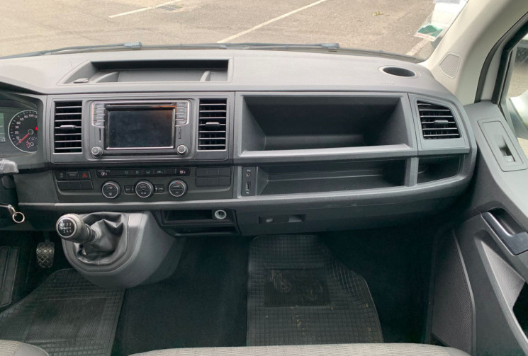 Volkswagen CARAVELLE Transporter Combi 2.0 TDI BlueMotion Confort H1 L1