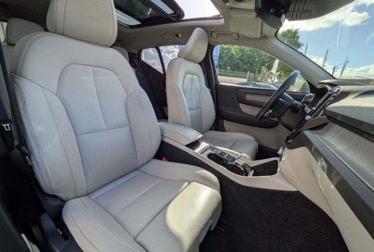 Volvo XC40 D4 2.0 TDI AWD 190 INSCRIPTION LUXE / GARANTIE 12 MOIS 