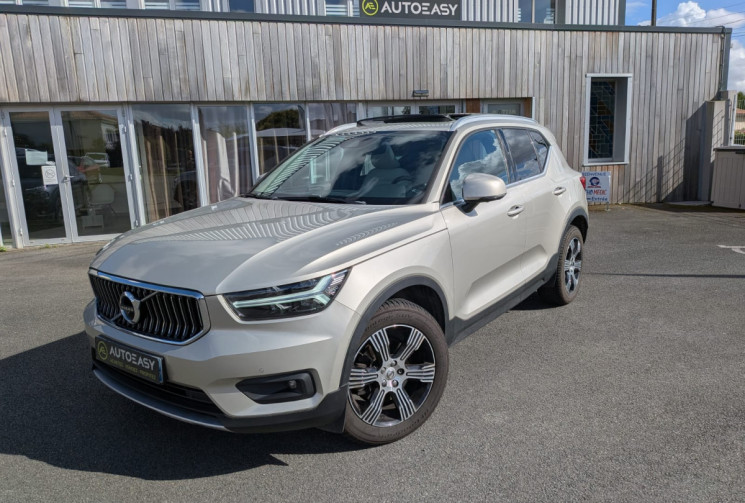 Volvo XC40 D4 2.0 TDI AWD 190 INSCRIPTION LUXE / GARANTIE 12 MOIS 