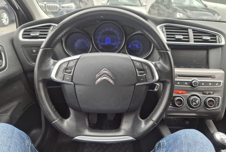 Citroën C4 .II (B7) 1.6 BLUEHDI 100CV * MILLENIUM * 1ER MAIN * 51.000KMS *
