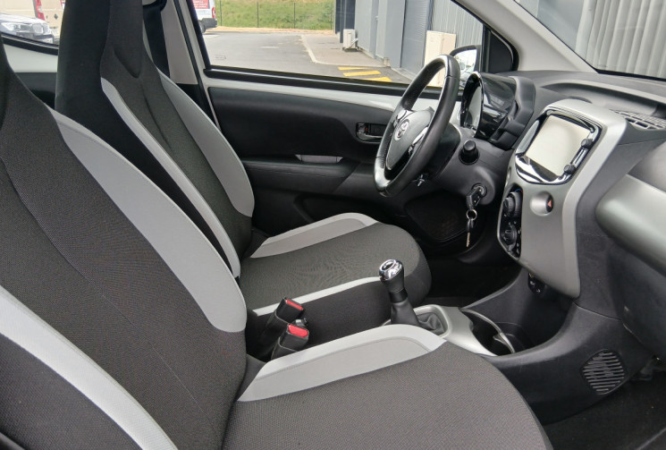 Toyota Aygo 5 Portes 1.0 VVTi 69 cv GARANTIE TOYOTA