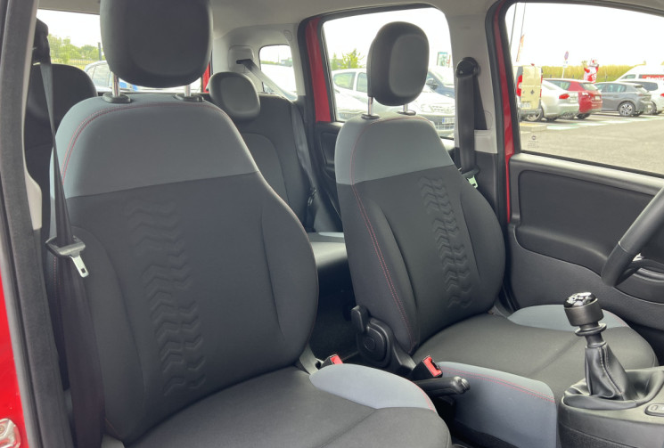FIAT Panda 1.2 69 cv Lounge / Distribution neuve 