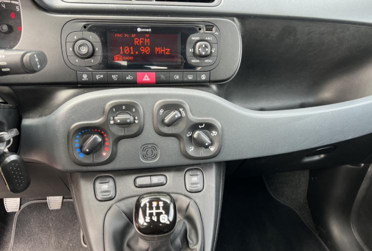FIAT Panda 1.2 69 cv Lounge / Distribution neuve 