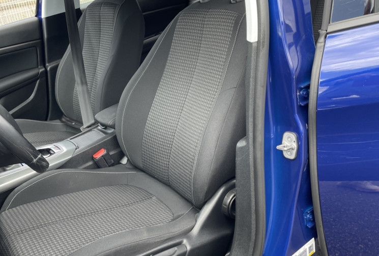 Peugeot 308 II 1.5BlueHDi 16 V EAT6 BVA 130CV ACTIVE BUSINESS