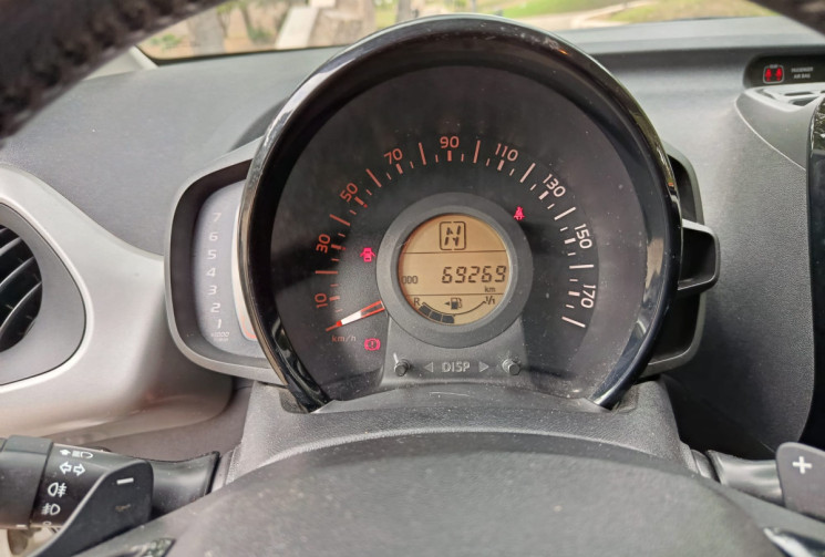 Peugeot 108 1.0 VTi 12V ETG5 69CH BOITE AUTO / FAIBLE KILOMÉTRAGE