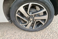 Peugeot 108 1.0 VTi 12V ETG5 69CH BOITE AUTO / FAIBLE KILOMÉTRAGE