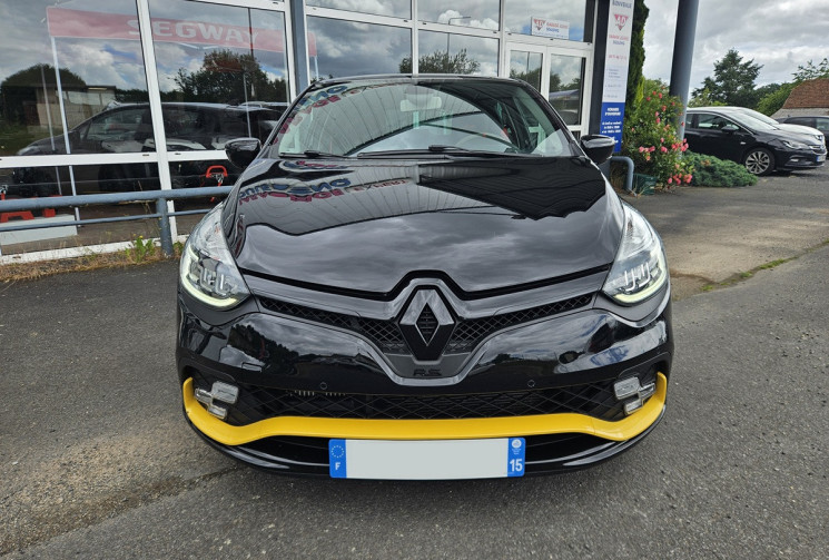Renault Clio IV RS 1.6 220 TROPHY EDC 6 RS18 AKRAPOVIC