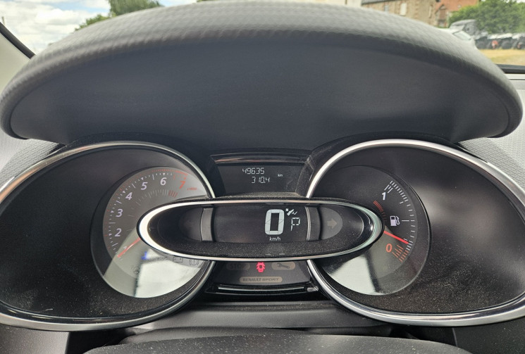 Renault Clio IV RS 1.6 220 TROPHY EDC 6 RS18 AKRAPOVIC