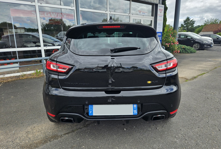 Renault Clio IV RS 1.6 220 TROPHY EDC 6 RS18 AKRAPOVIC