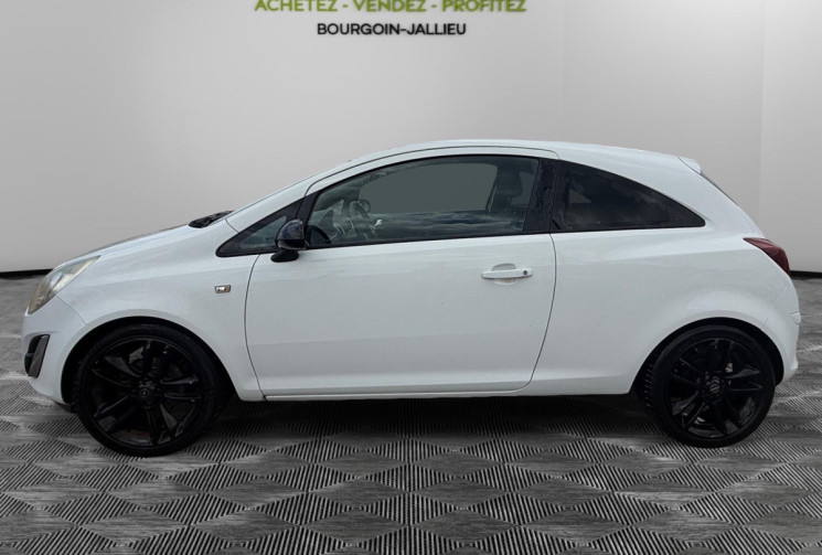 Opel Corsa 1.2 / 85 CH / COLOR EDITION 