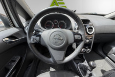 Opel Corsa 1.2 / 85 CH / COLOR EDITION 