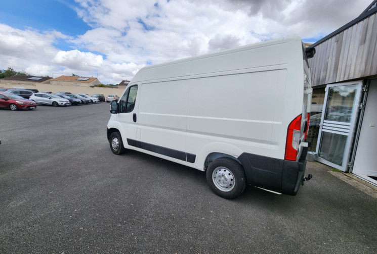 Citroën Jumper III Phase 3 Fourgon 33 L2H2 2.2 BlueHDi 120 DRIVER
