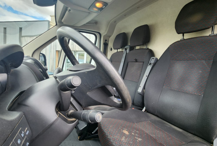 Citroën Jumper III Phase 3 Fourgon 33 L2H2 2.2 BlueHDi 120 DRIVER