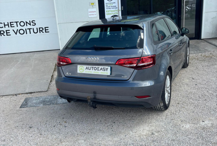 Audi A3 SPORTBACK AUDI A3 TDI 1.6  110 BusinessLine Full Entretien +Distrib+Attelage
