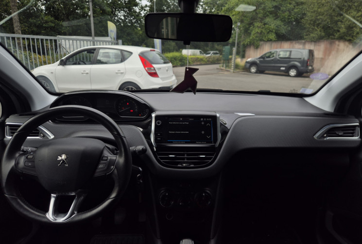 Peugeot 208 1.2 PureTech 82ch Style 5p