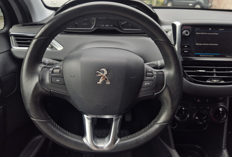 Peugeot 208 1.2 PureTech 82ch Style 5p