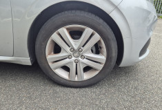 Peugeot 208 1.2 PureTech 82ch Style 5p