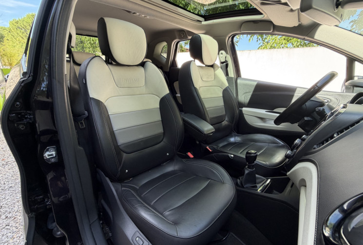 Renault Captur 1.2 TCe 120 Initiale Paris / Bose / Caméra / Toit Panoramique / Keyless 