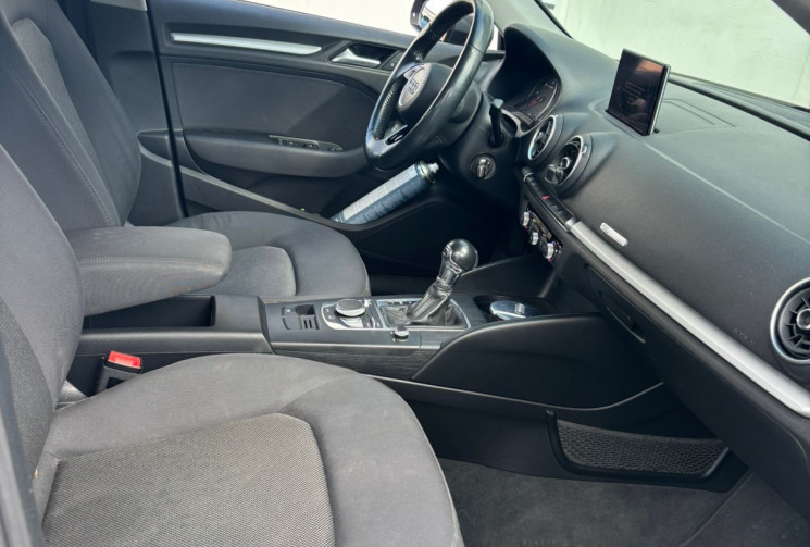 Audi A3 SPORTBACK AUDI A3 TDI 1.6  110 BusinessLine Full Entretien +Distrib+Attelage