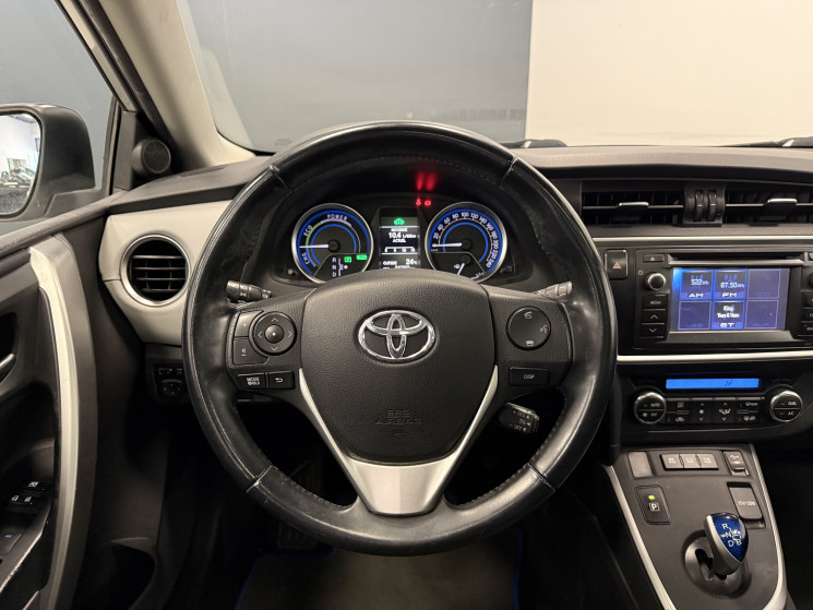 Toyota Auris Touring Sports 136h Style