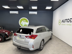 Toyota Auris Touring Sports 136h Style
