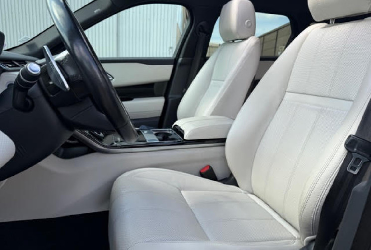 Land-Rover Range Rover Velar P300 R-Dynamic 