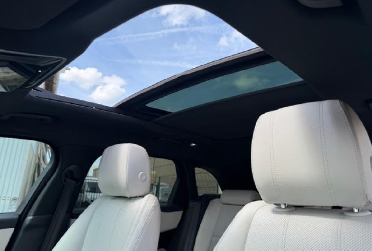 Land-Rover Range Rover Velar P300 R-Dynamic 