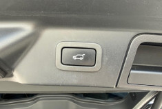 Land-Rover Range Rover Velar P300 R-Dynamic 