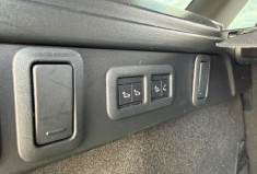 Land-Rover Range Rover Velar P300 R-Dynamic 