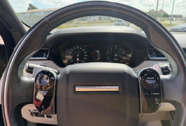 Land-Rover Range Rover Velar P300 R-Dynamic 