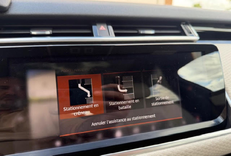 Land-Rover Range Rover Velar P300 R-Dynamic 
