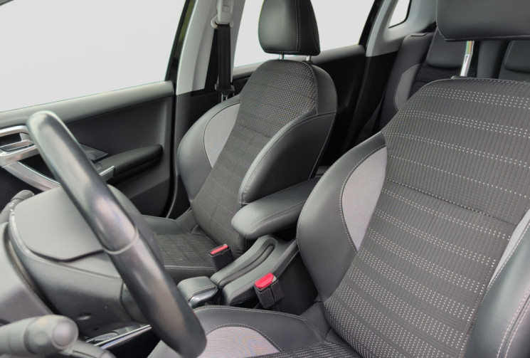 Peugeot 2008 1.2 EAT6 110 cv allure 